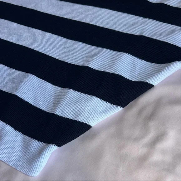CYRUS Navy & White Striped Knit Top – Size Medium - Picture 4 of 7